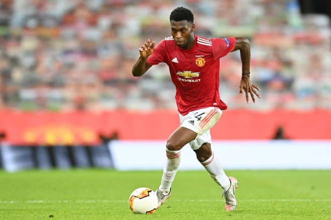 Axel Tuanzebe - Hậu vệ trung tâm tài năng của Manchester United