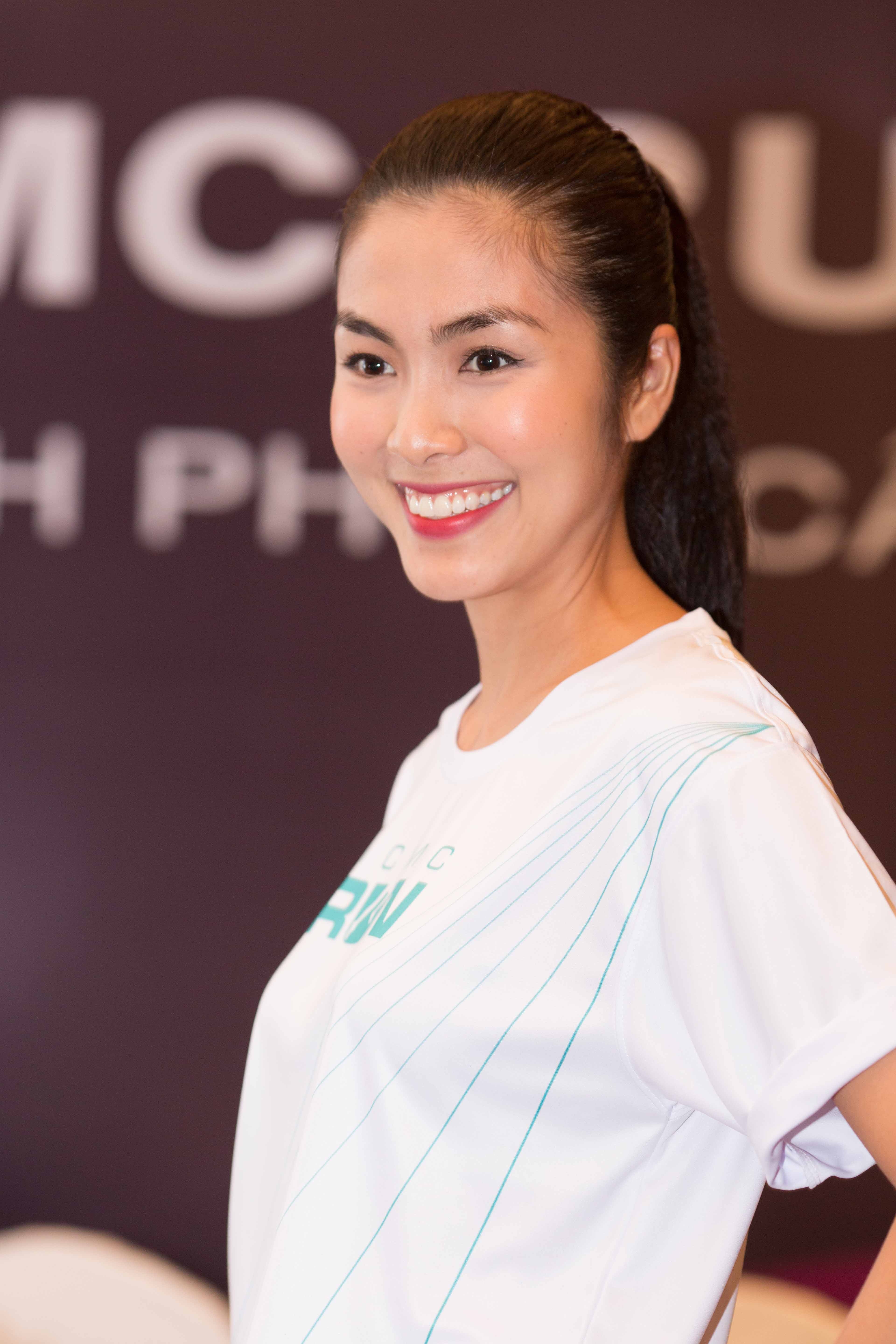 Tang Thanh Ha dong hanh cung giai viet da lon nhat TP.HCM hinh anh