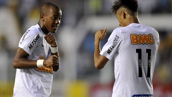 Tai nang tre duoc Barcelona ky ‘nhay’ sang Viet Nam du dau hinh anh