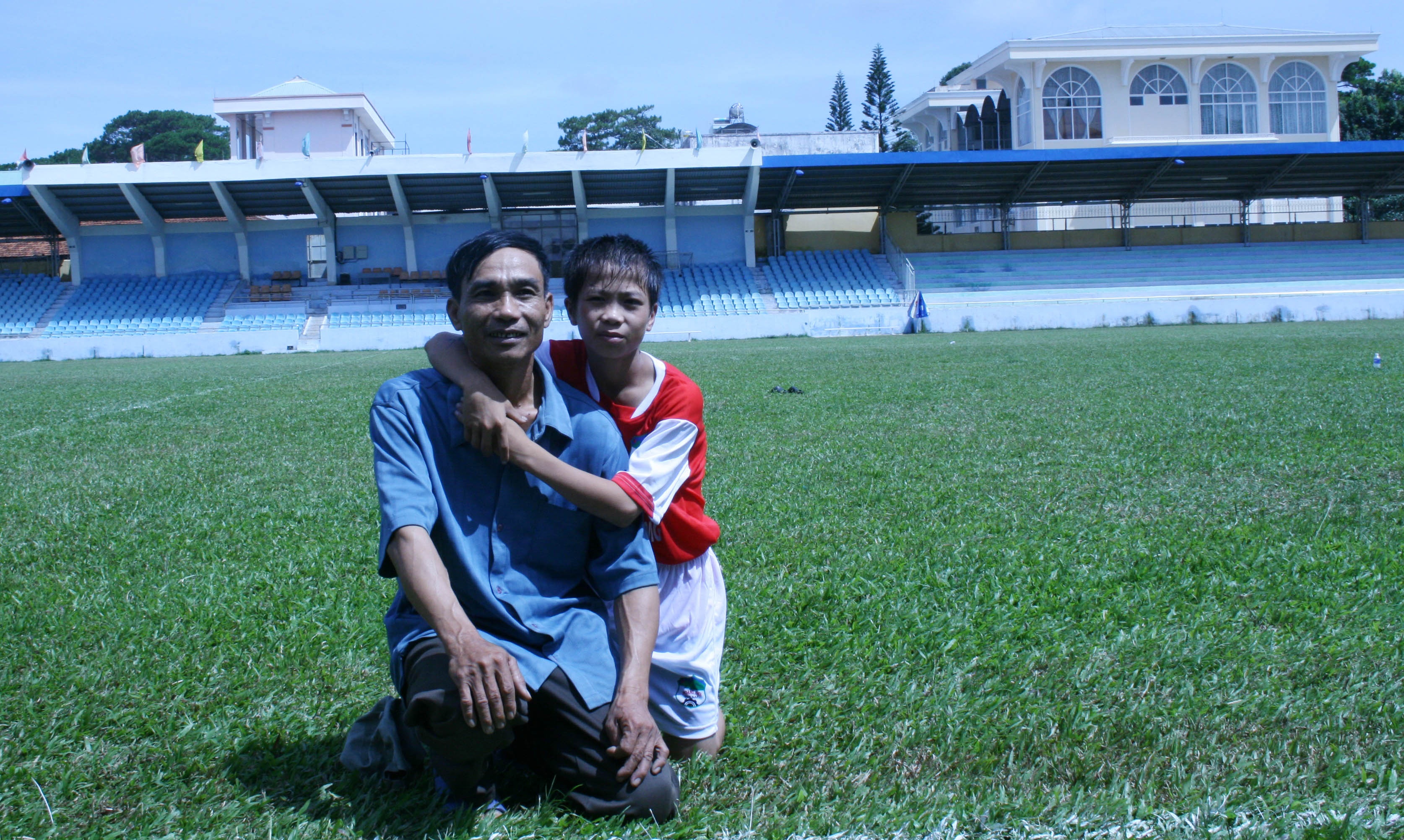 Nguoi hung U19 Viet Nam tung ngu o via he hinh anh