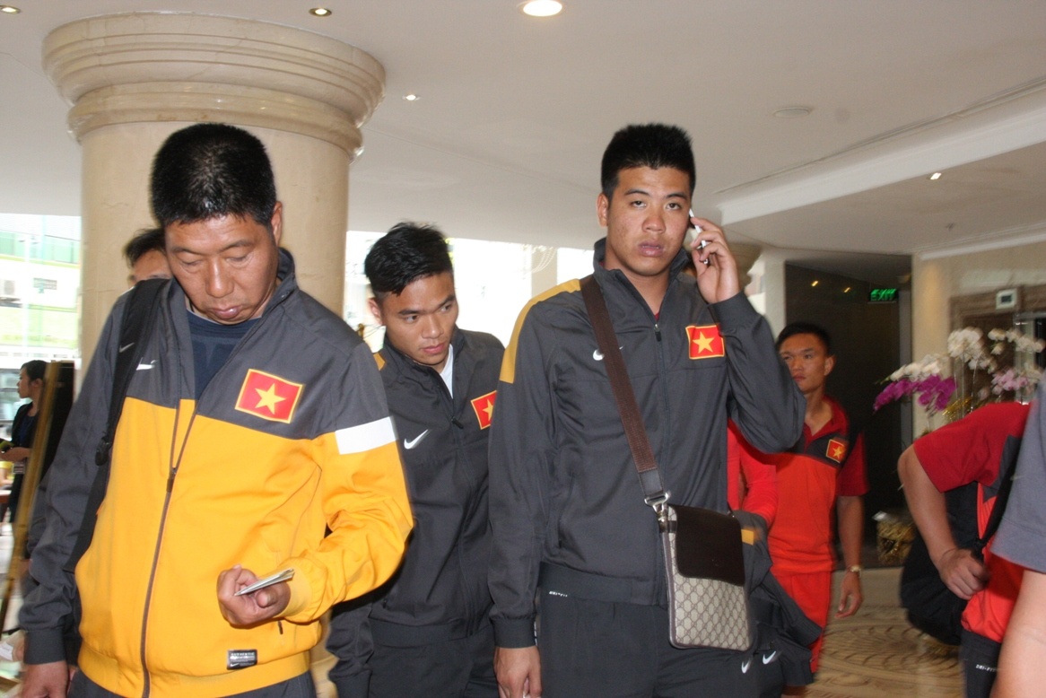 U23 Viet Nam lai bi that lac hanh ly hinh anh