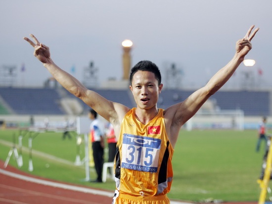 Giai dien kinh VDQG 2013: TP.HCM co HCV dau tien hinh anh