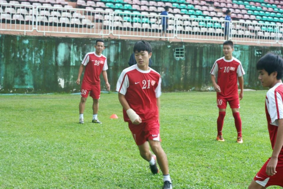 Luong Xuan Truong khao khat thi dau cung U19 VN hinh anh