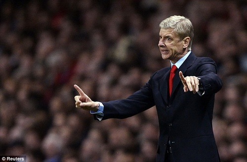 Giup Arsenal thang hoa, ‘giao su’ duoc gia han hop dong hinh anh