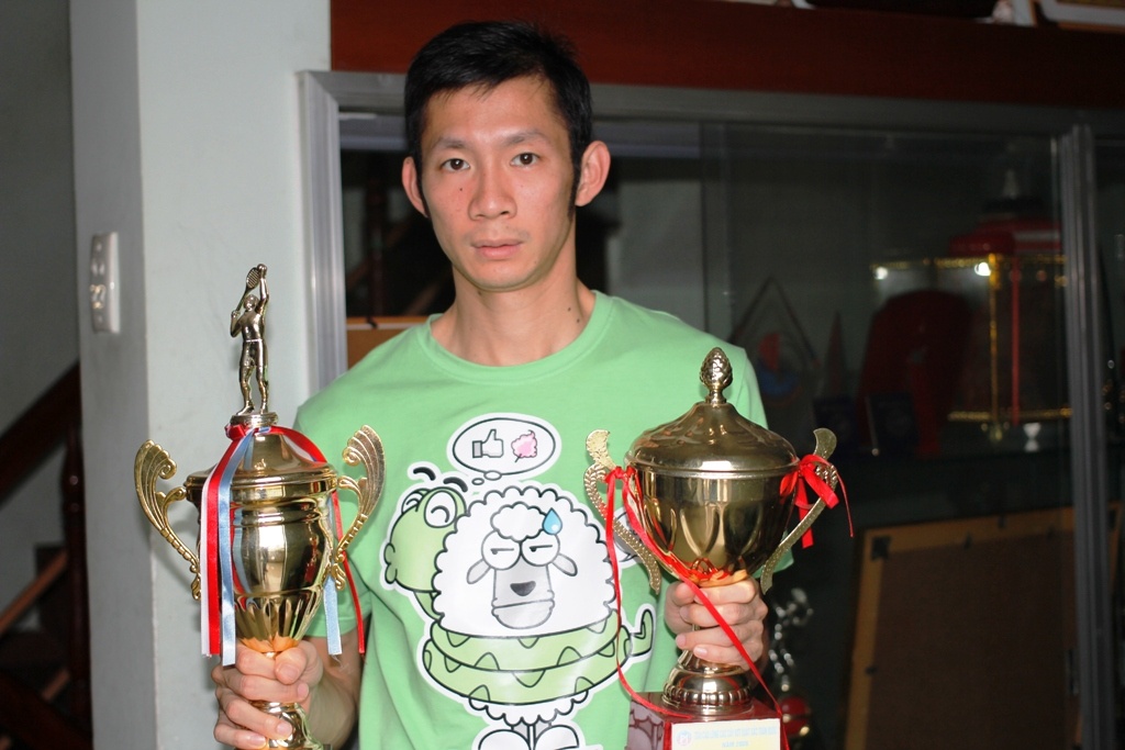 Tien Minh ke chuyen danh ‘do’, 1 chap 2 van thang hinh anh