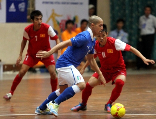 DKVD Futsal the gioi du giai tu hung tai Viet Nam hinh anh