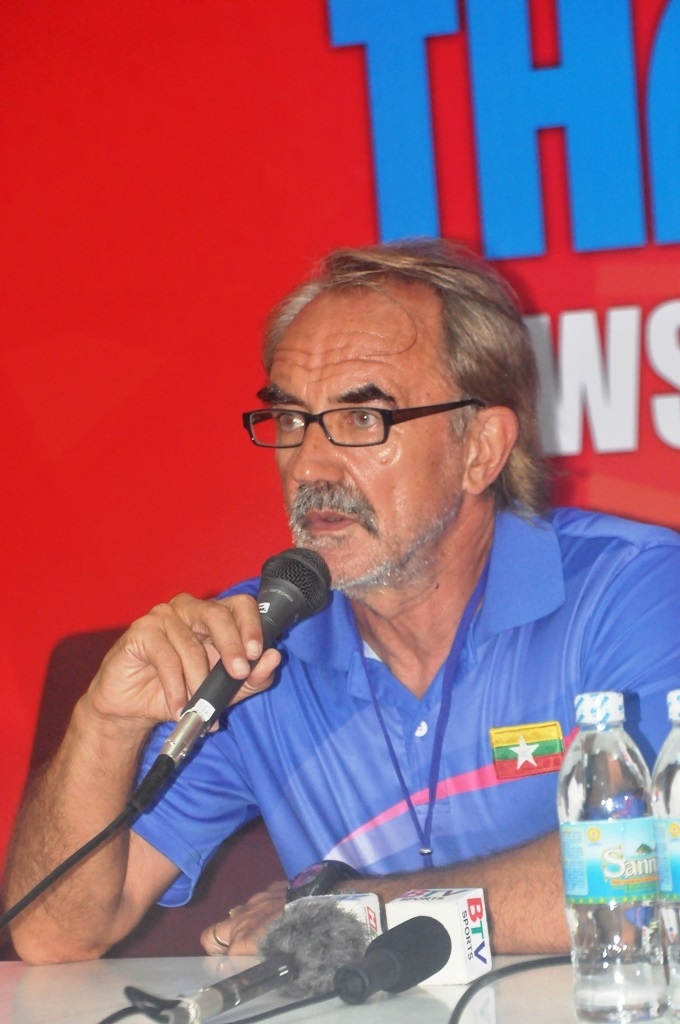 ‘Tien dao U21 Viet Nam cun nhu U21 Myanmar’ hinh anh