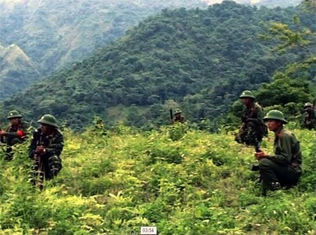 Trung doan 741 dan tran huan luyen phong thu bien gioi hinh anh