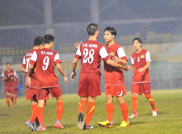 Chien thuat dao canh hien dai cua U19 Viet Nam hinh anh