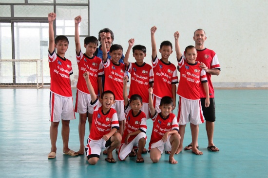 Hoc vien HAGL-Arsenal JMG tuyen sinh them hoc vien hinh anh