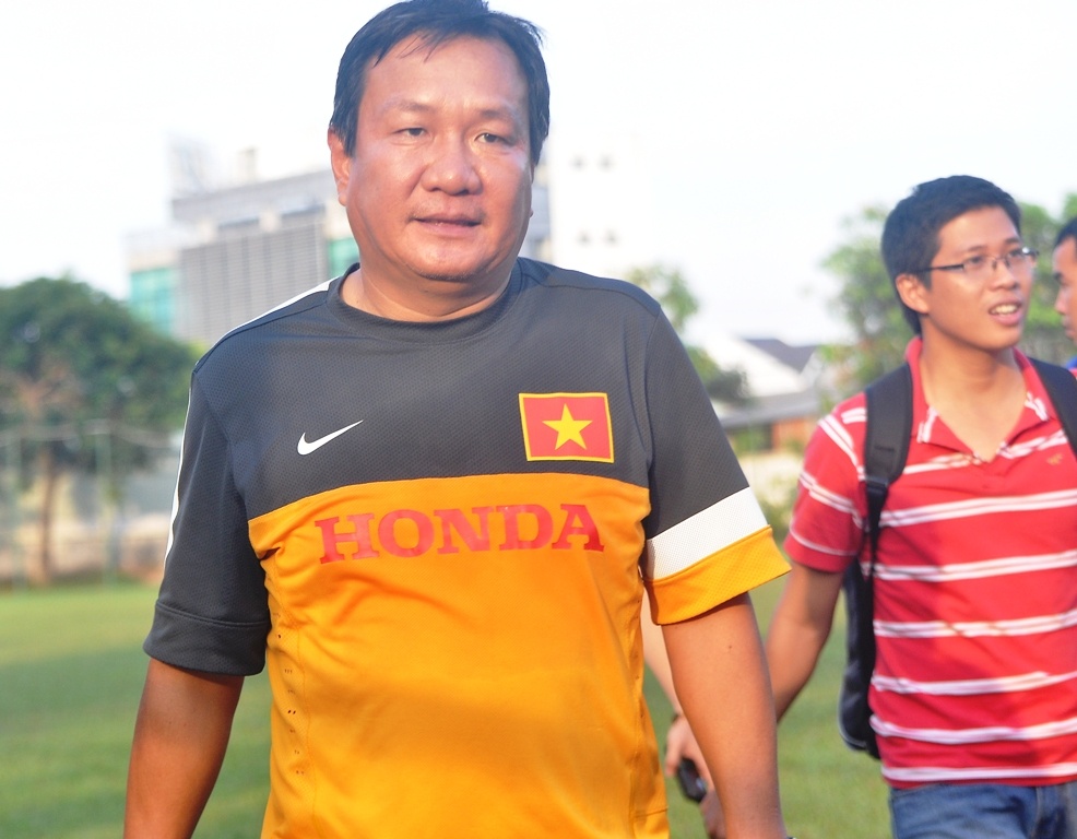 Tuong Phuc va U23 Viet Nam ap dung luat im lang hinh anh