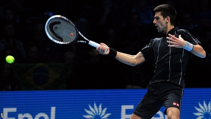 Pha ghi diem 'khong tuong' cua Djokovic hinh anh
