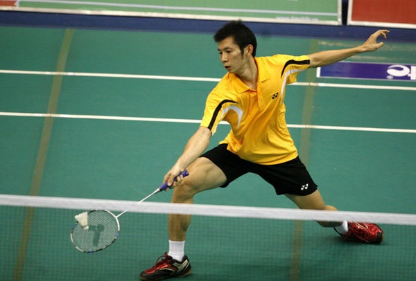 Tien Minh tham bai truoc ‘oan gia’ moi hinh anh