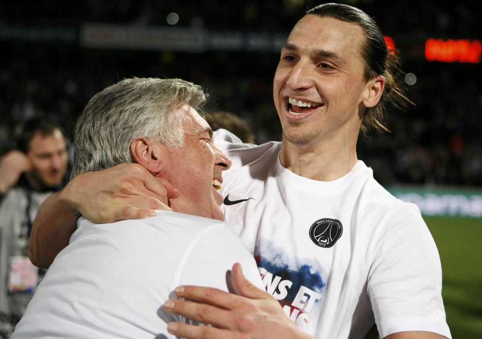 Doi hinh trong mo dat gia cua HLV Ancelotti hinh anh