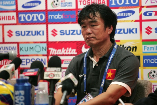 Phan Thanh Hung: ‘U23 Viet Nam khong phai so doi thu’ hinh anh