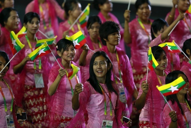 Myanmar cat giam tien thuong cho VDV hinh anh