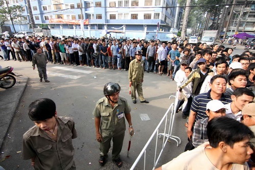 500 canh sat bao ve an ninh cho giai U19 quoc te hinh anh