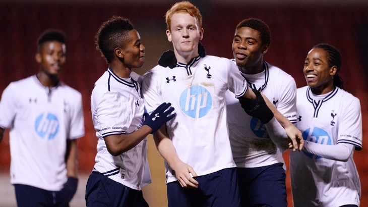 U19 Tottenham hao huc den Viet Nam hinh anh