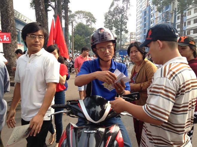 Dich vu an theo giai U19 tang gia chong mat hinh anh