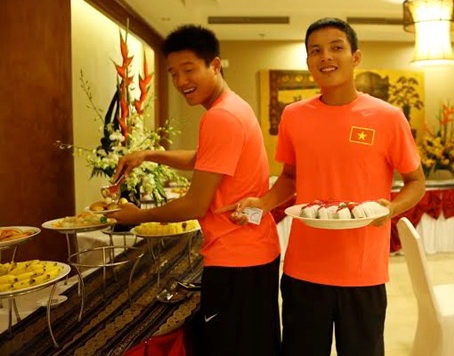 Suat an 3 trieu/ngay cua U19 Viet Nam co nhung gi? hinh anh