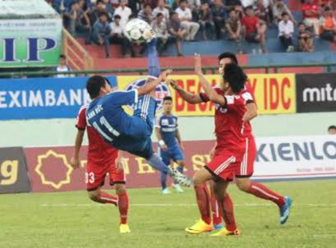Dan sao B.Binh Duong ‘tit ngoi’ truoc tan binh V.League hinh anh