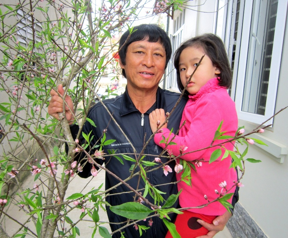 Theo chan HLV Vu Quang Bao sam Tet hinh anh