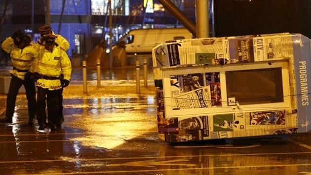 Hoan tran Man City - Sunderland do thoi tiet hinh anh