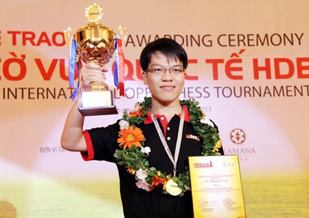 Le Quang Liem ve nuoc du giai co 700 trieu dong. hinh anh