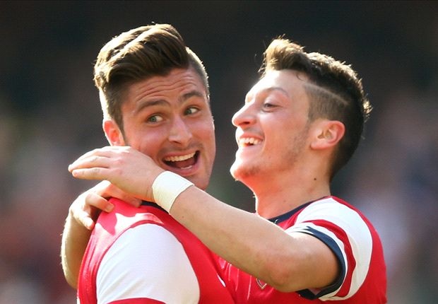 Wenger ca ngoi man hoi sinh cua Oezil hinh anh