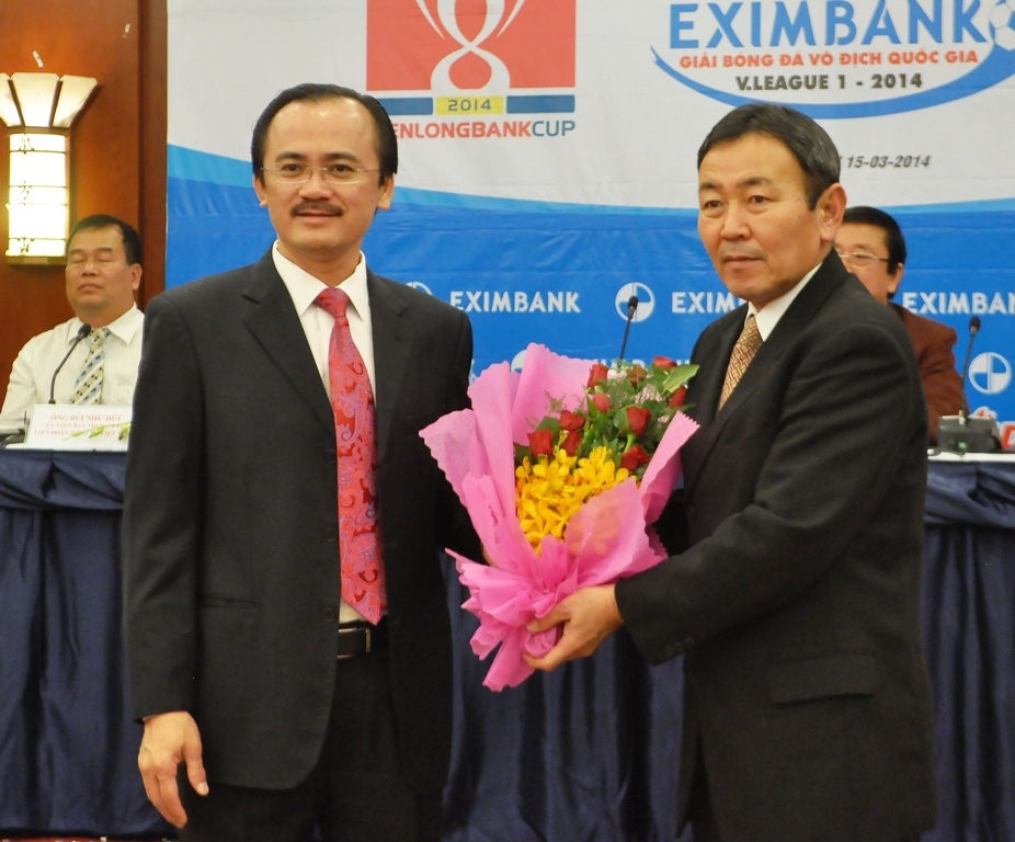 Truong giai nguoi Nhat am hieu V.League hinh anh