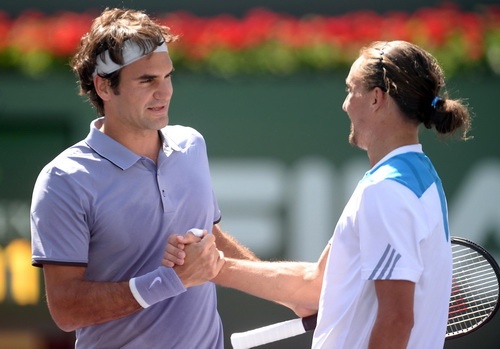 Federer danh bai Dolgopolov hinh anh