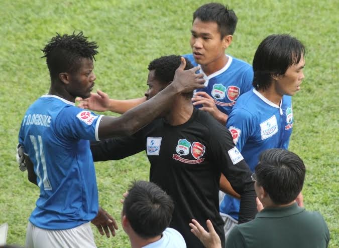 Sau 10 vòng đấu cuối cùng tiền đạo Felix cũng có được bàn thắng đầu tiên cho HAGL.