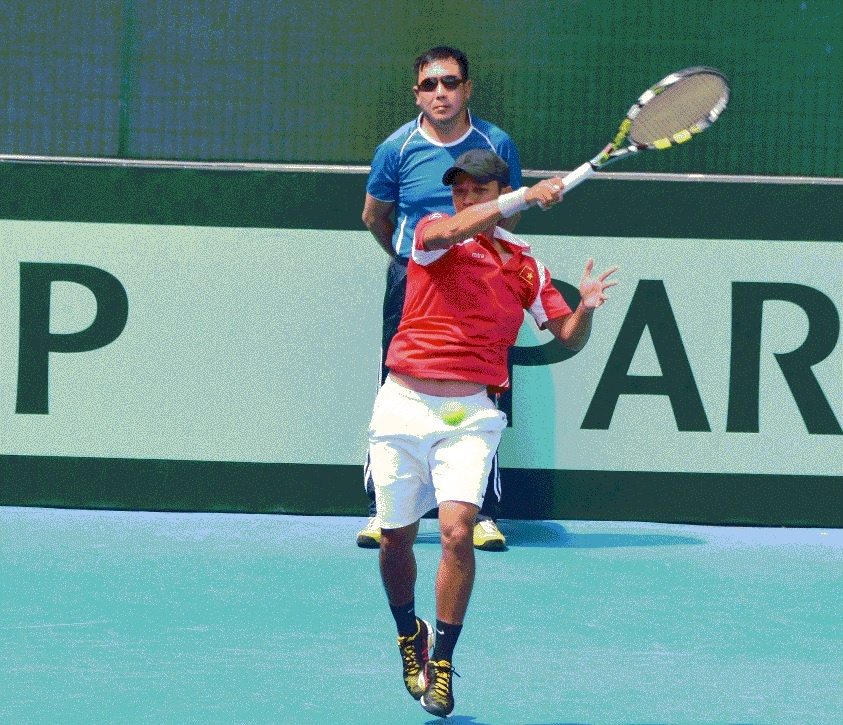 Davis Cup: Minh Quan bai tran, Viet Nam rot hang hinh anh