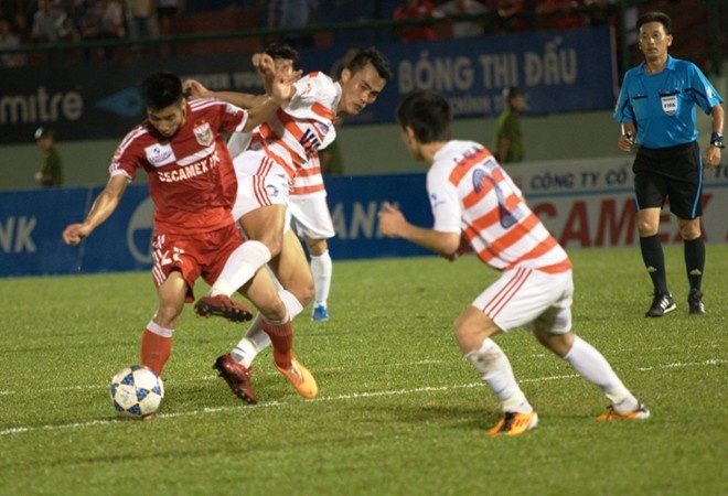 V.Ninh Binh bi nghi ban do tu lau hinh anh