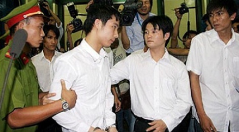 Nhung nghi an ban do chan dong bong da Viet Nam hinh anh