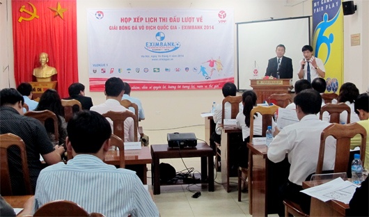 V.Ninh Binh bo giai, V.League van co... nua suat xuong hang hinh anh