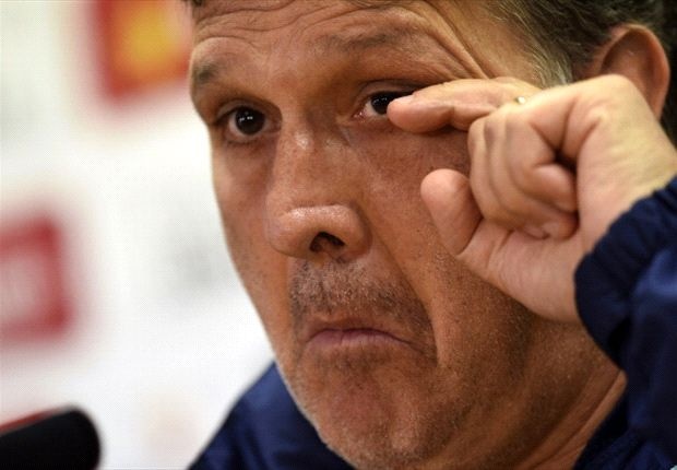 HLV Barca dau don sau tran thua Real hinh anh