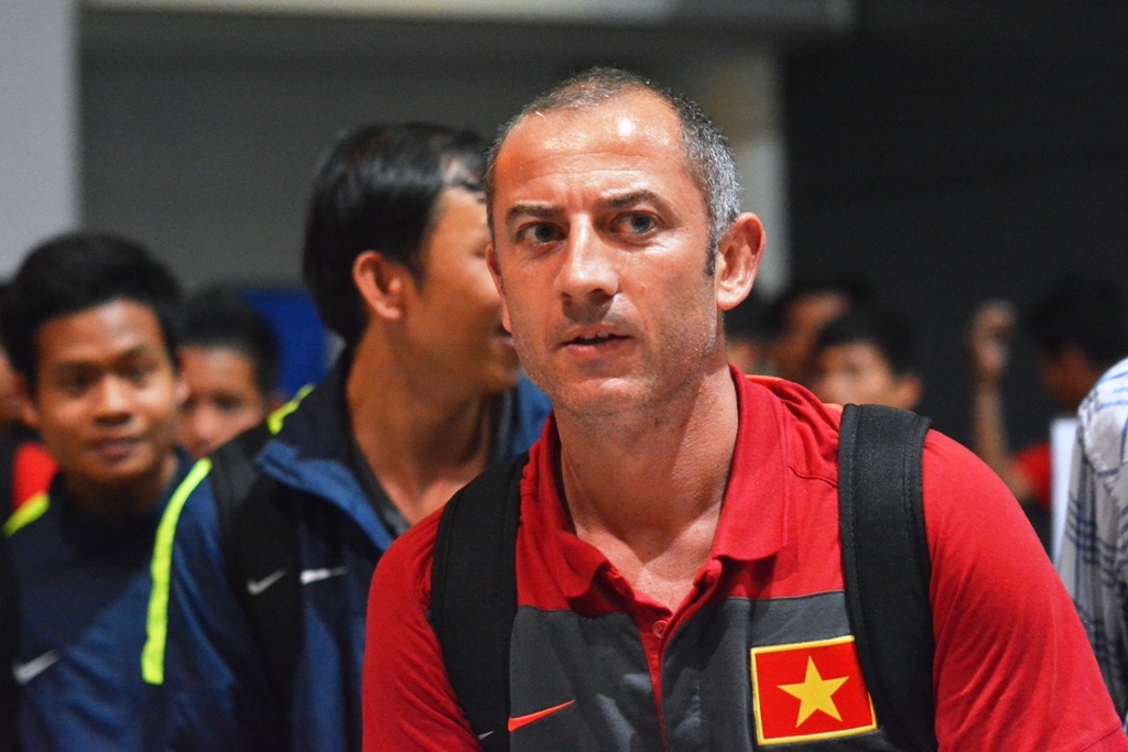 HLV U19 Viet Nam: Doi can bo sung o moi tuyen hinh anh