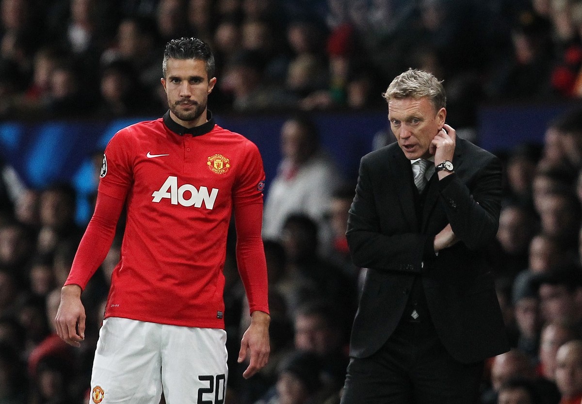 David Moyes nga quy o M.U vi bo roi Van Persie, Ryan Giggs hinh anh