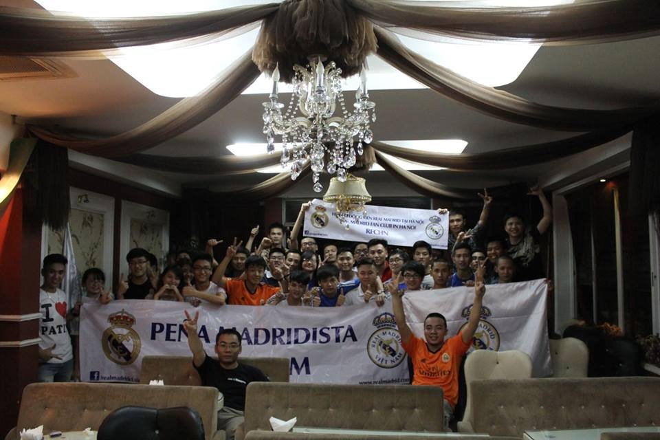 Fan Real Madrid tại Việt Nam tổ chức Offline trên quy mô lớn tại Hà Nội, TP.HCM để cổ vũ cho đội bóng thân yêu.