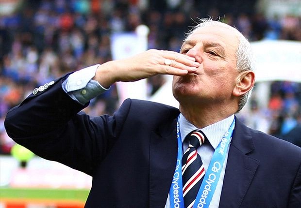 HLV Walter Smith từng dẫn dắt Everton cũng như làm trợ lý cho Alex Ferguson.