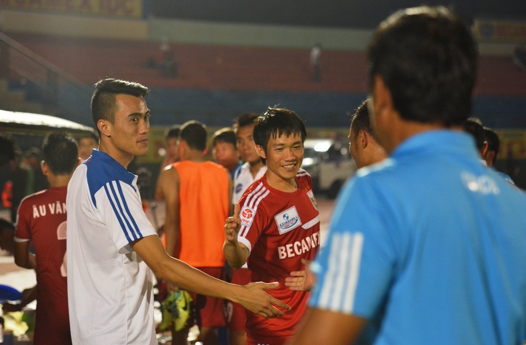 B.Binh Duong chieu mo Phuoc Tu sau AFC Cup hinh anh