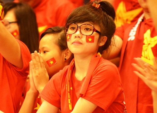 CDV xinh dep co vu futsal Viet Nam hinh anh