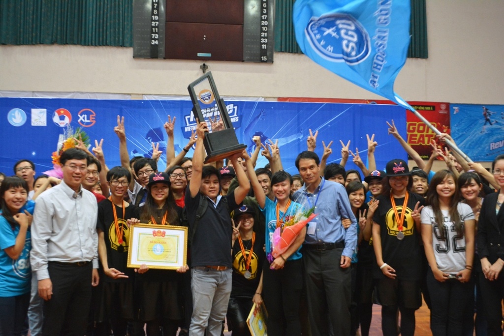 Ket thuc giai the thao sinh vien day ap niem vui hinh anh