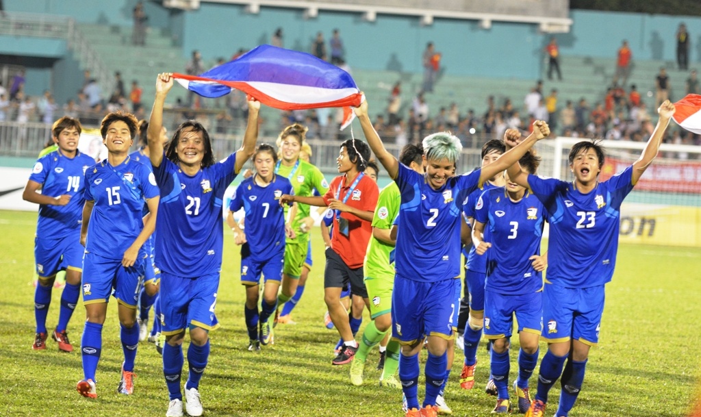 Viet Nam vo mong World Cup vi thieu tam nhin xa nhu Thai Lan hinh anh