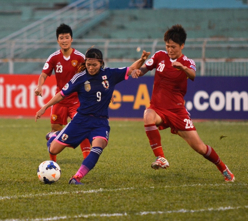 Nhật Bản có chiến thắng khó nhọc trước Trung Quốc.