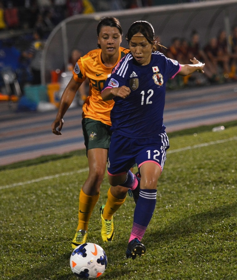 Nhật Bản đã không bị Australia cuốn theo lối chơi của họ như ở trận hòa 2-2 ở vòng bảng.