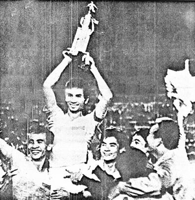 Tam Lang được bầu làm đội trưởng ngay trước thềm Merdeka Cup rồi sau đó lên ngôi vô địch.