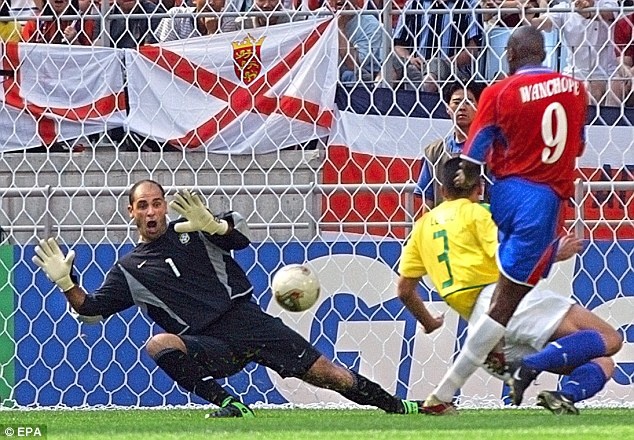 Wanchope ghi 2 bàn trong trận thua 2-4 của Costa Rica trước Đức ở World Cup 2006.