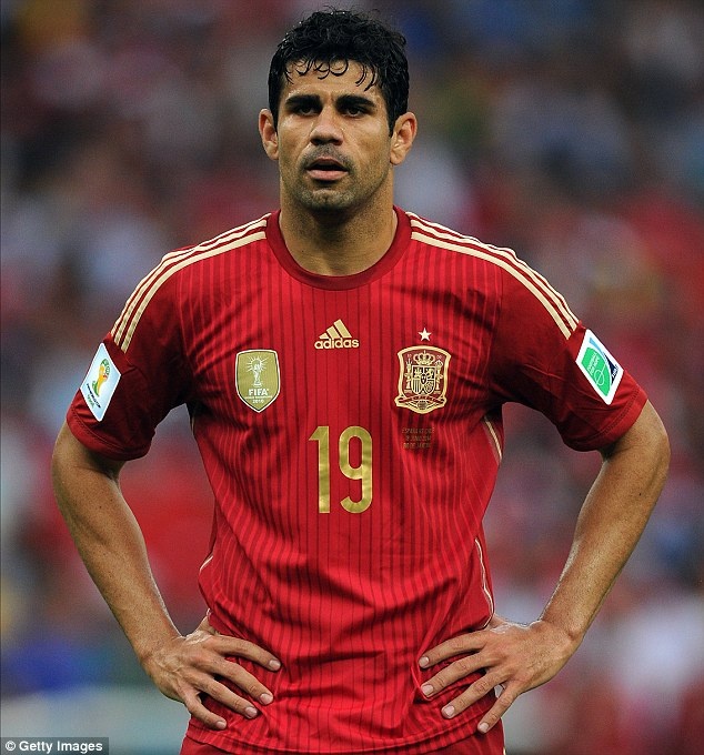 Theo thống kê Diego Costa chỉ có đúng 50 lần chạm bóng trong 2 trận Tây Ban Nha thua Hà Lan và Chile. Điều này lý giải cho phong độ tệ hại của đội ĐKVĐ.